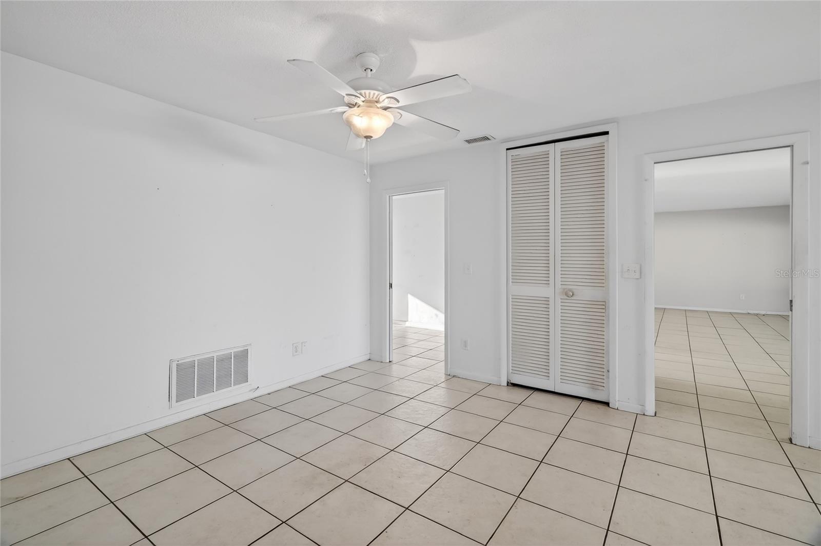 DEL ORO GROVES 1ST ADD LOT 113 - Residential