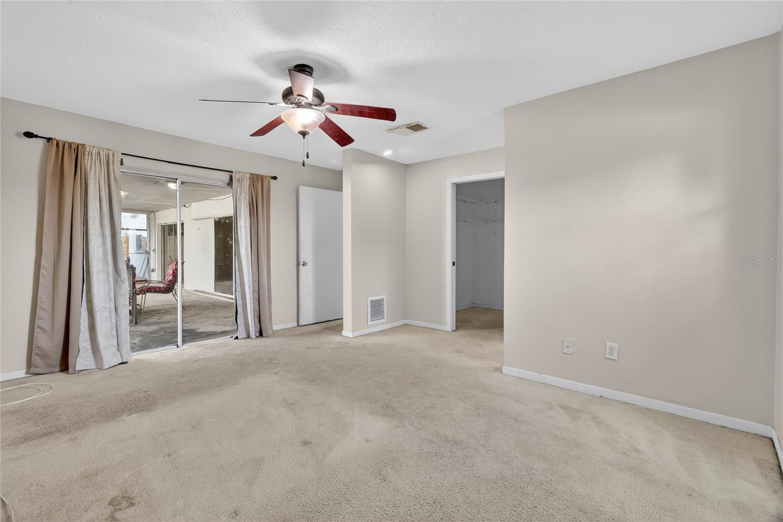 DEL ORO GROVES 1ST ADD LOT 113 - Residential