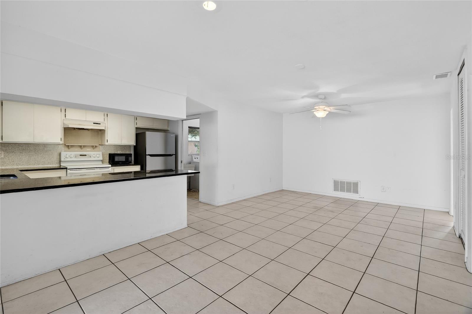 DEL ORO GROVES 1ST ADD LOT 113 - Residential