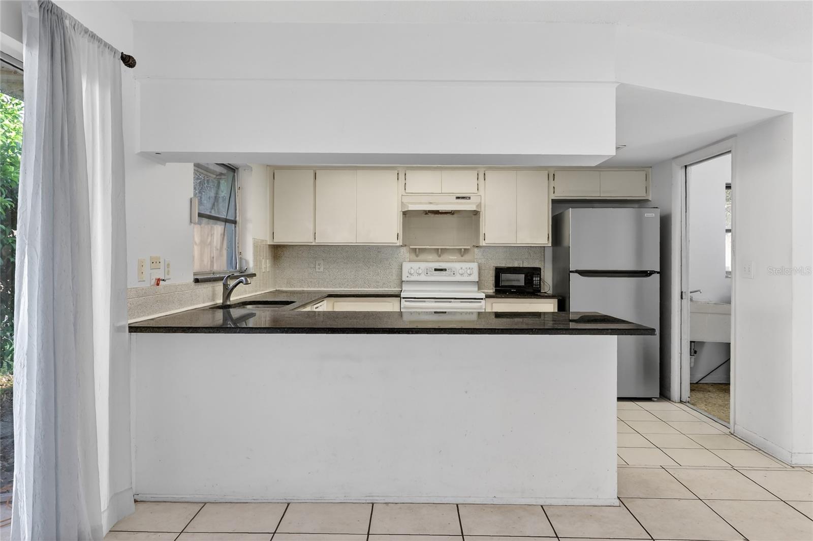 DEL ORO GROVES 1ST ADD LOT 113 - Residential