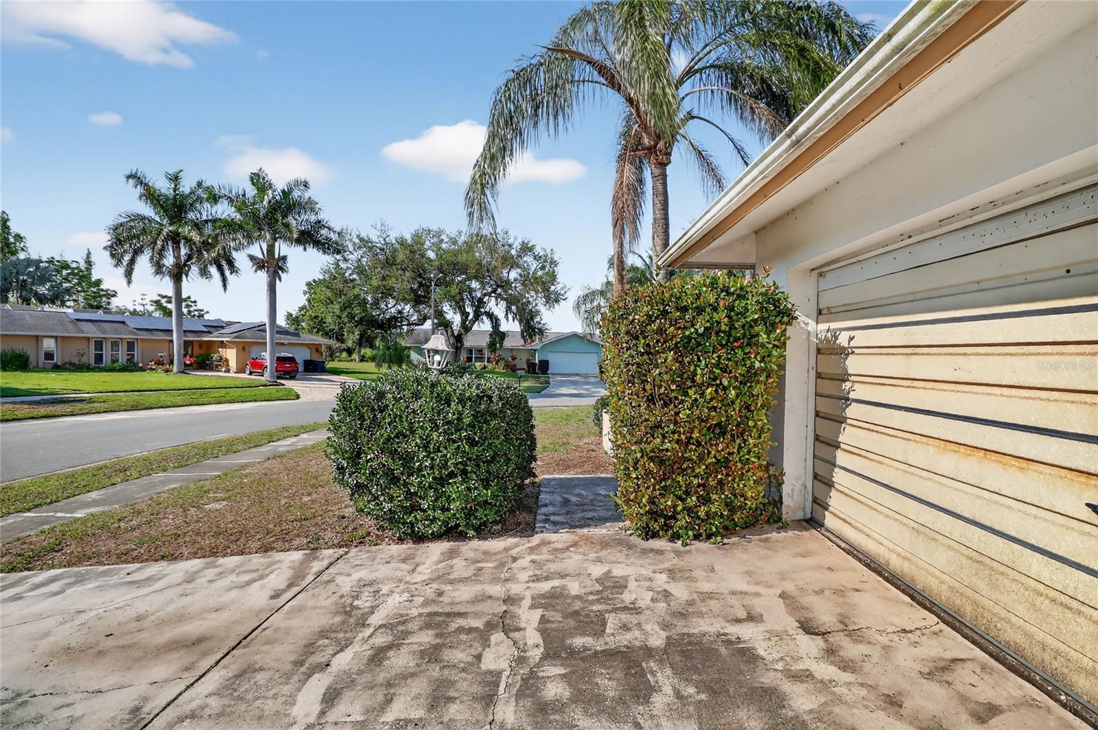 DEL ORO GROVES 1ST ADD LOT 113 - Residential