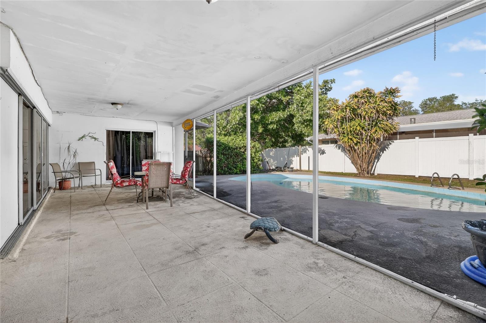 DEL ORO GROVES 1ST ADD LOT 113 - Residential