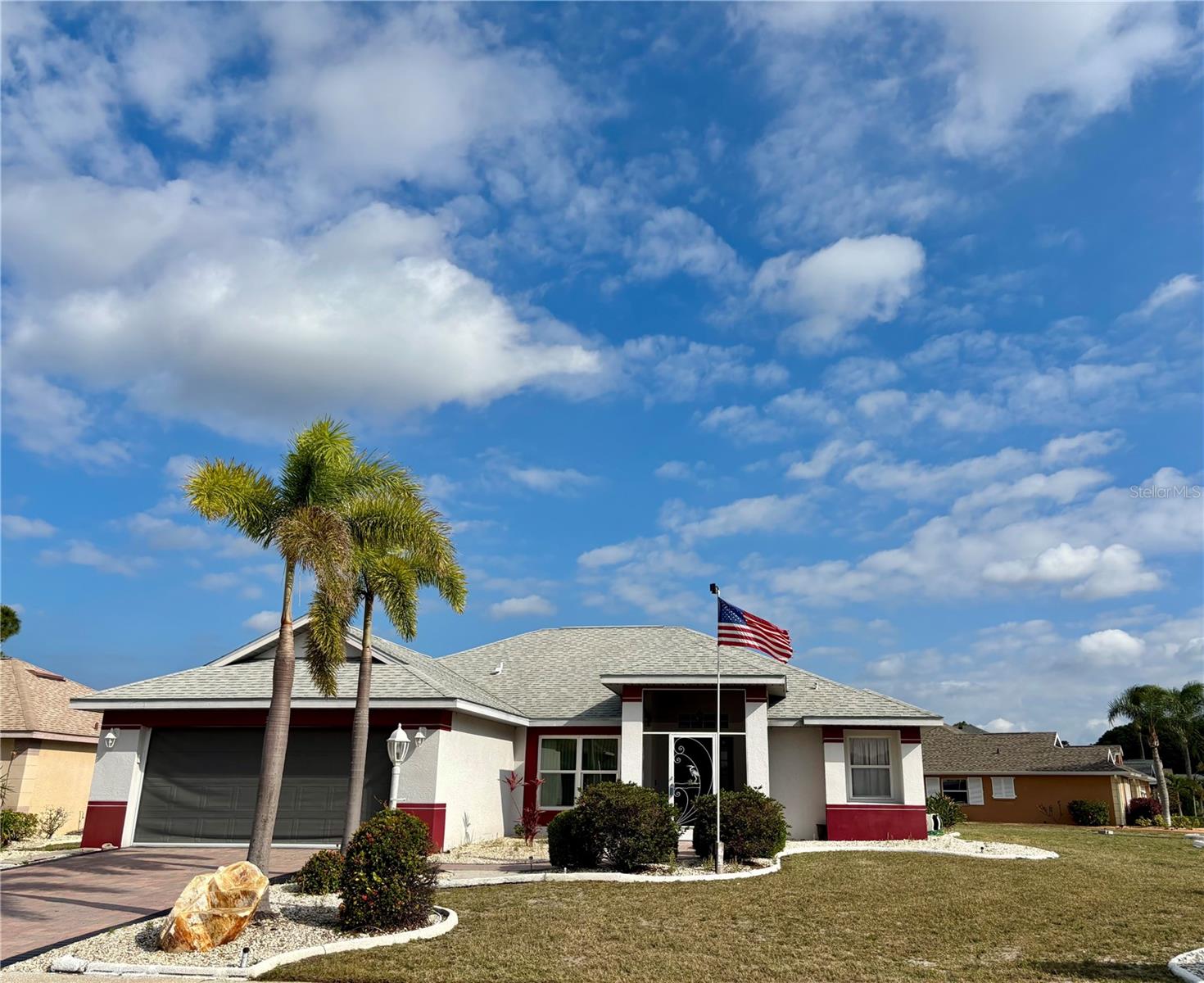 301 CALOOSA PALMS COURT