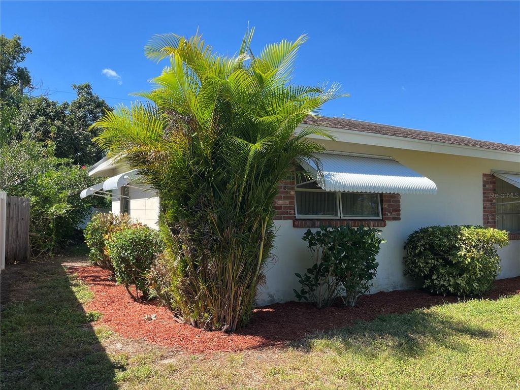 Photo of 8834 108th Lane, Seminole, FL 33772 (MLS # TB8437558)