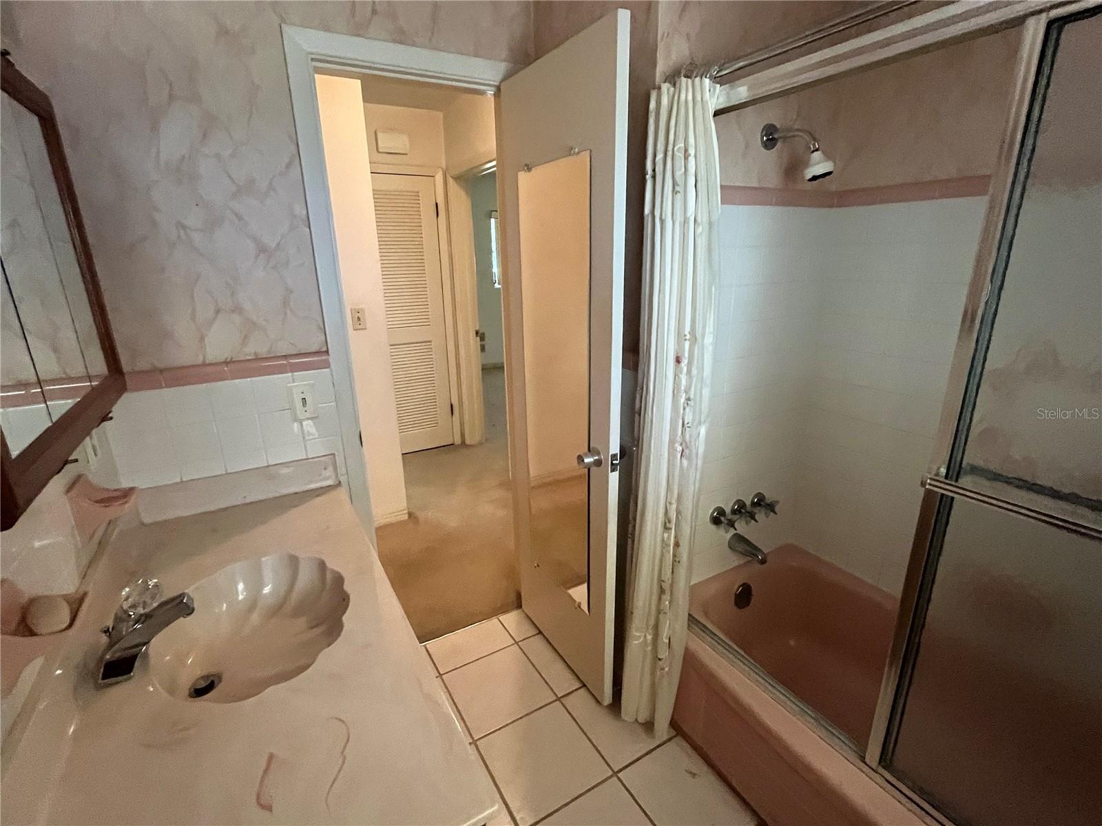 BAY RIDGE ESTATES - Residential