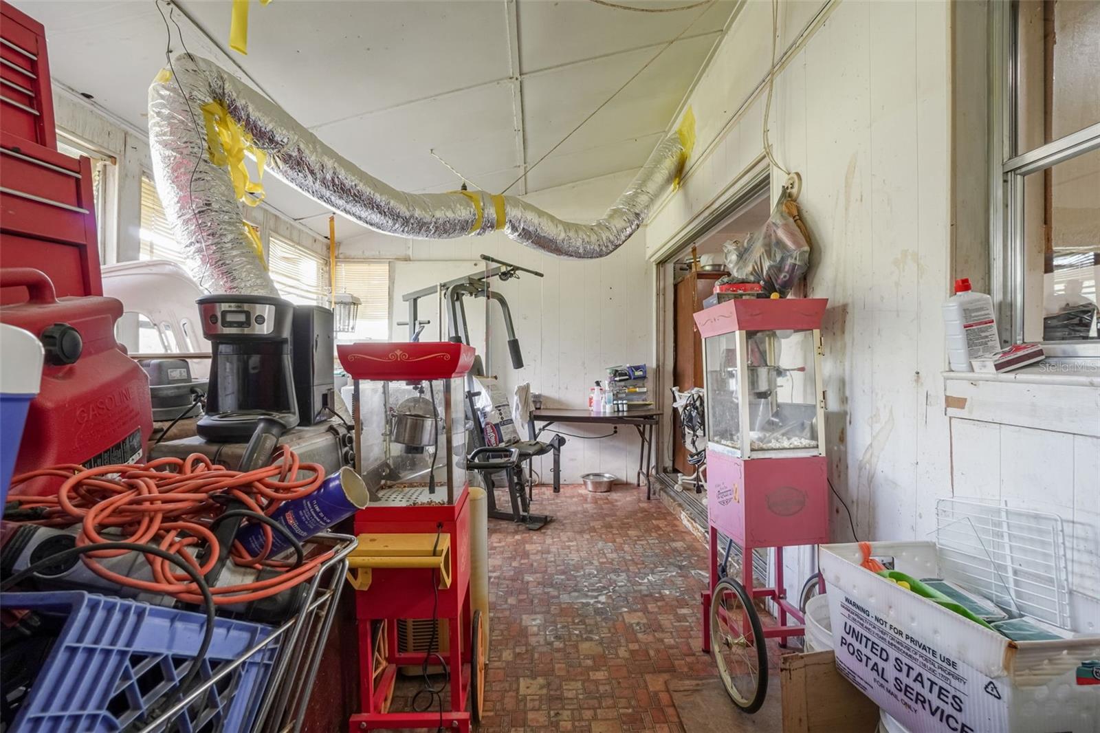 LONGWOOD PARK - Residential