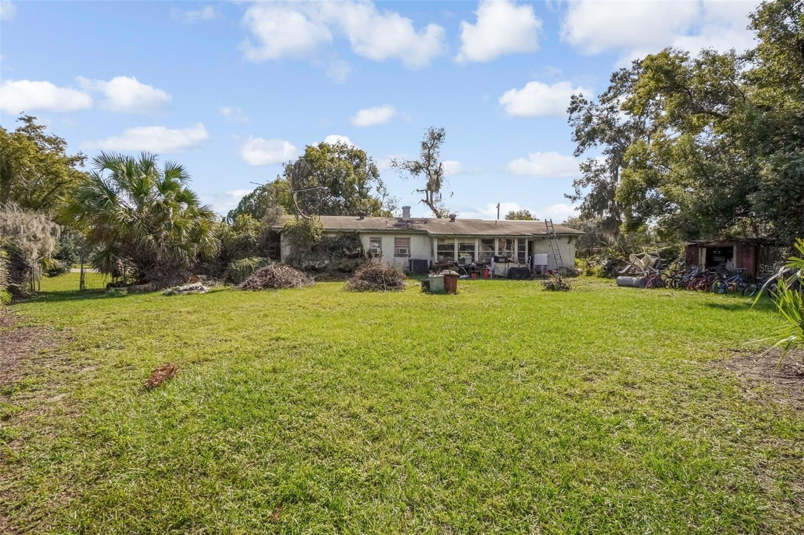 LONGWOOD PARK - Residential