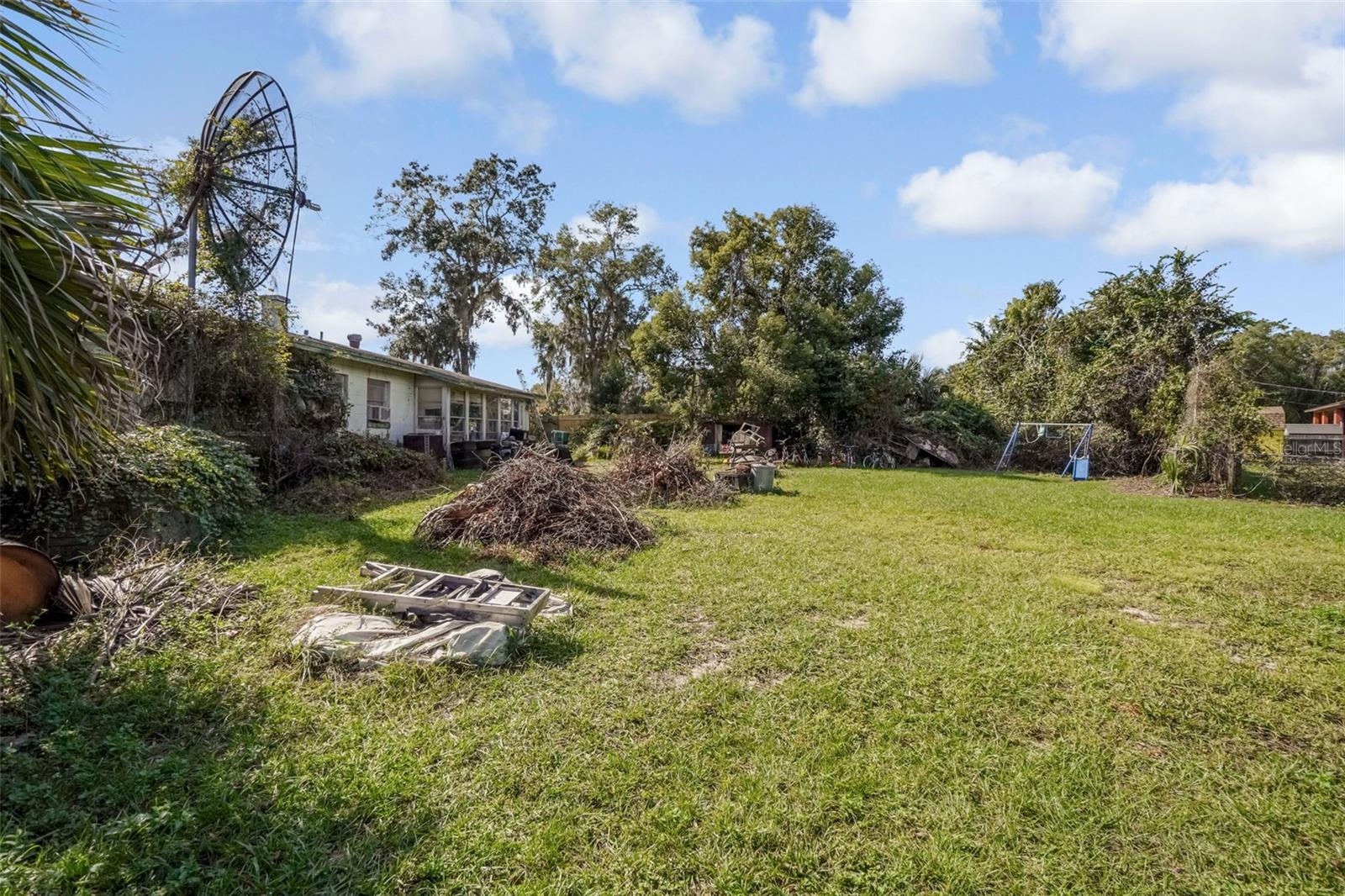 LONGWOOD PARK - Residential