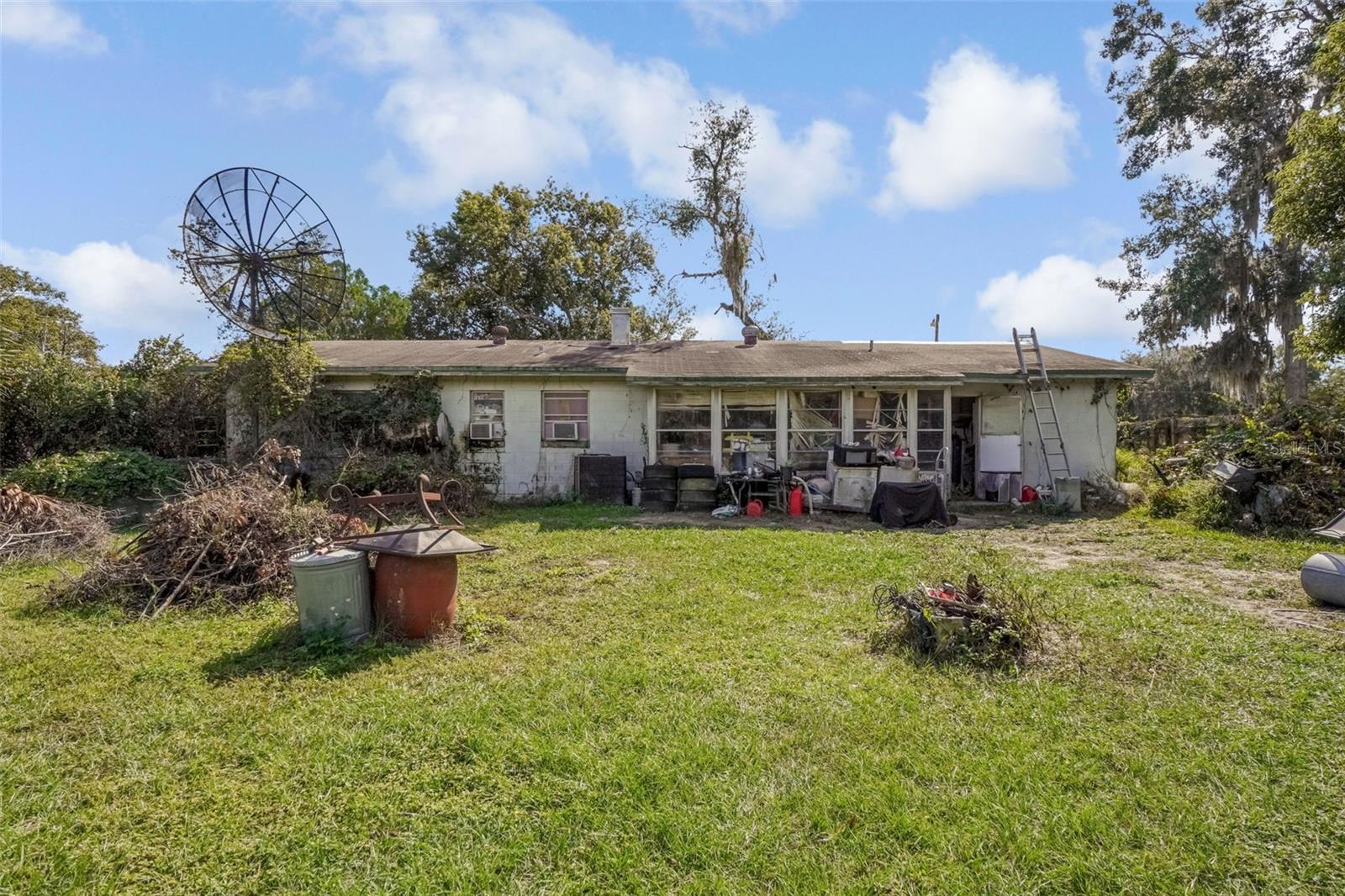 LONGWOOD PARK - Residential