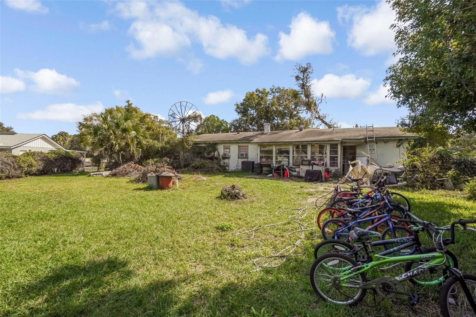 LONGWOOD PARK - Residential