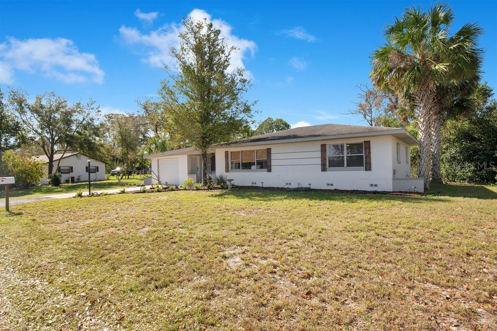 33 SUNSET DRIVE