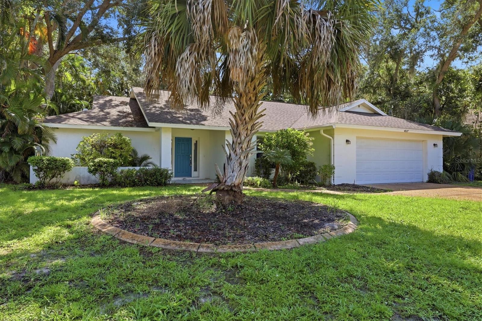 4537 CHIMNEY CREEK DRIVE