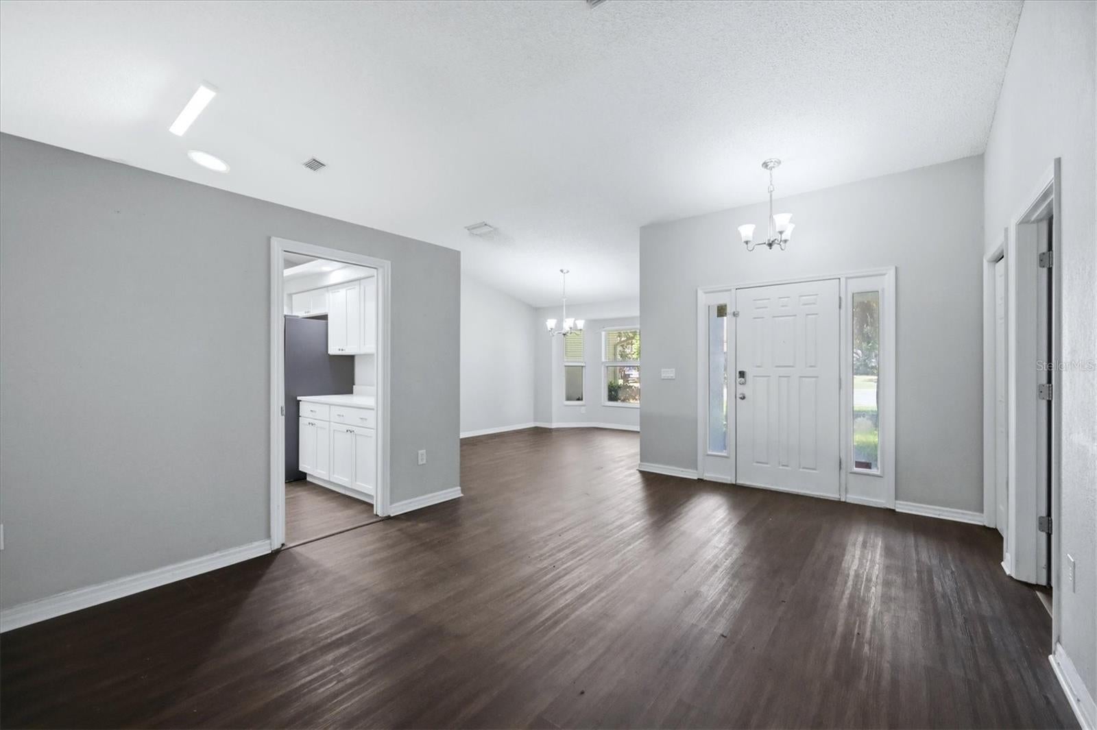 4537 CHIMNEY CREEK DRIVE