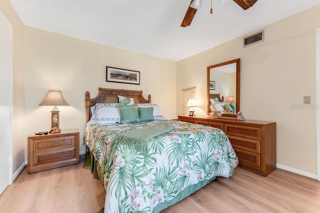 CEDAR DUNES CONDO PH 01-05 - Residential