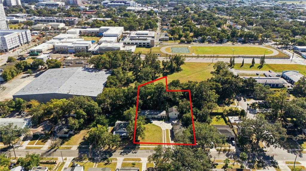Photo of 804 W Concord Street, Orlando, FL 32805 (MLS # O6444391)