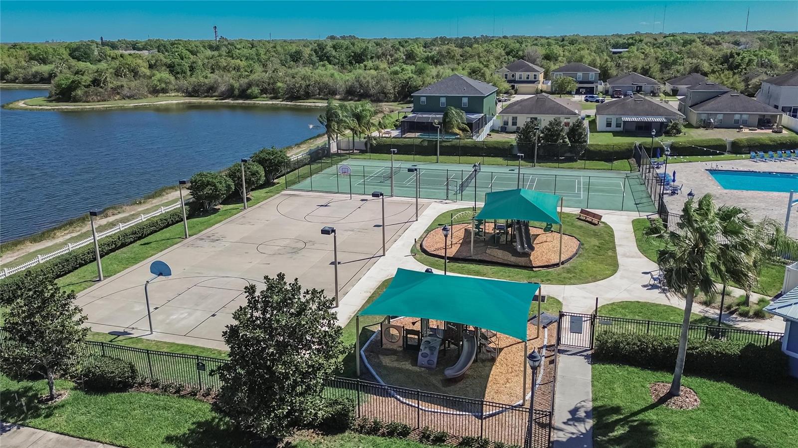 CARRIAGE PTE SOUTH PH 2C 2 - Residential