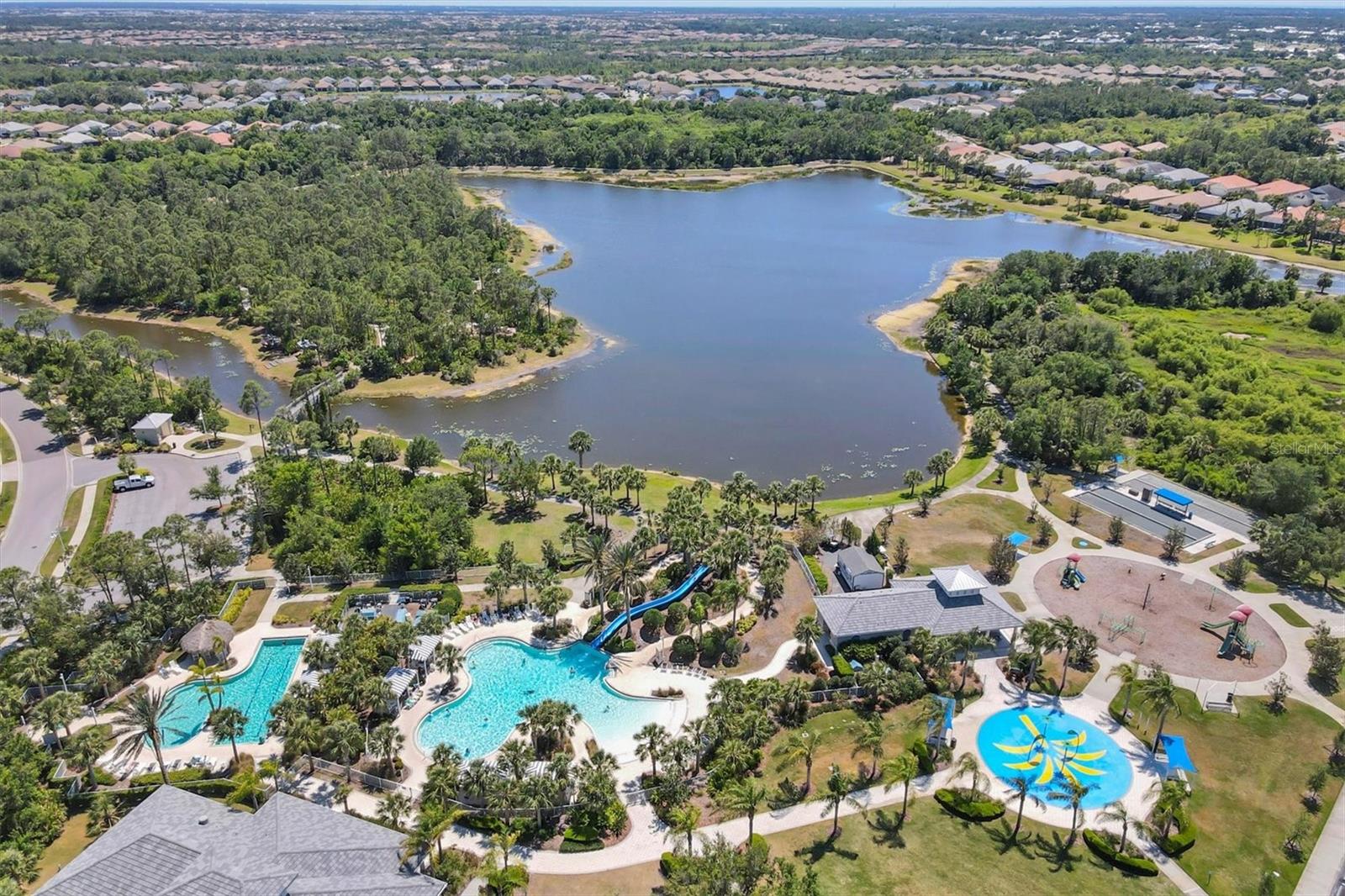 GRAND PALM - Residential