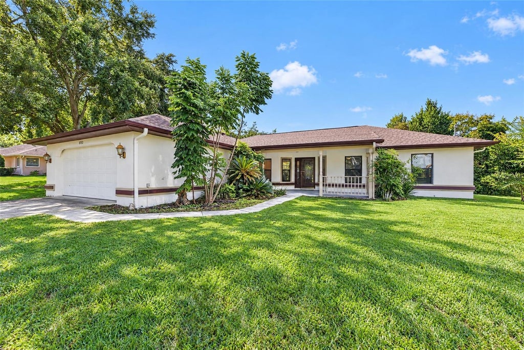 Photo of 6150 NE 2nd Place, Ocala, FL 34470 (MLS # OM733484)