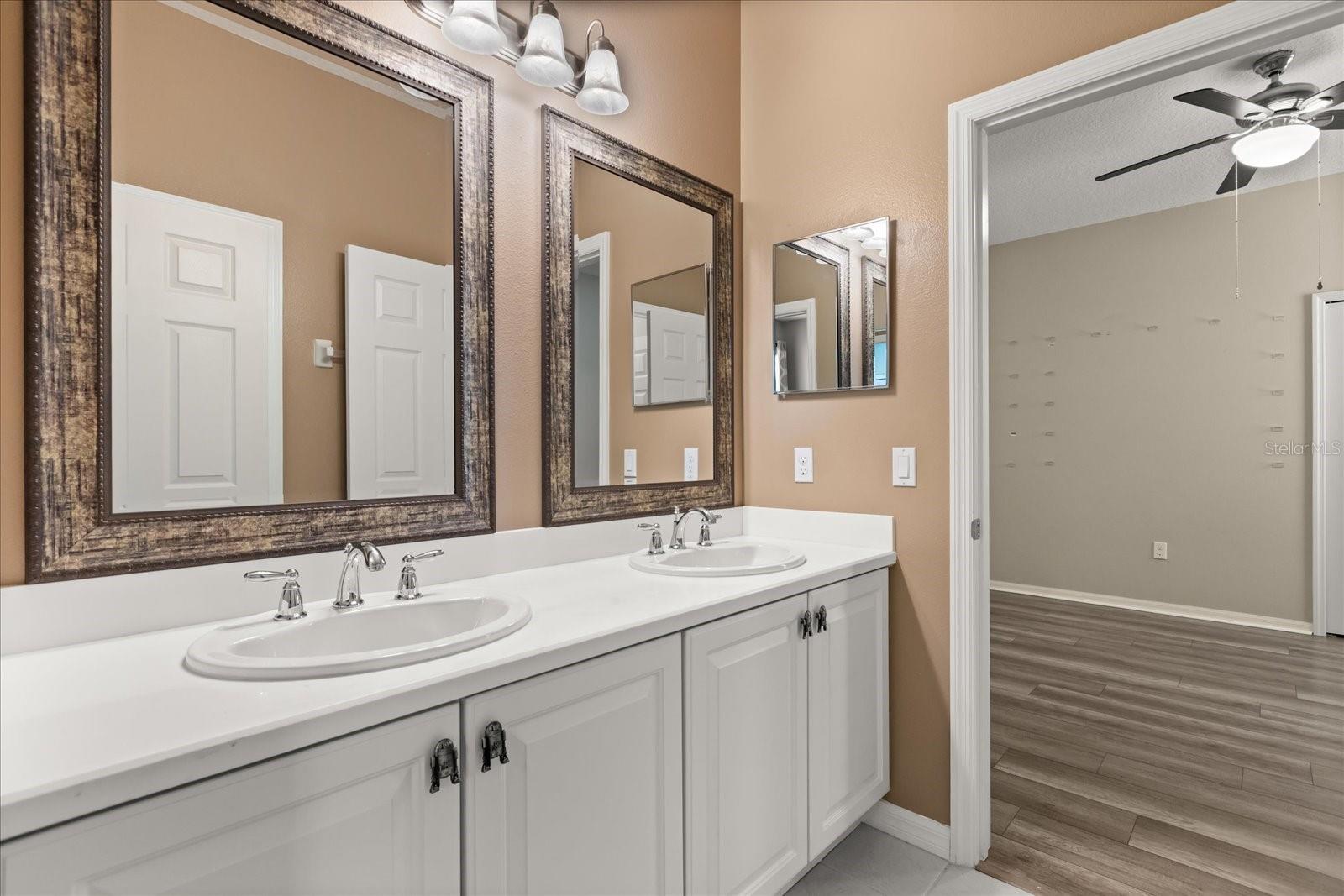 BELLALAGO PH 4P - Residential