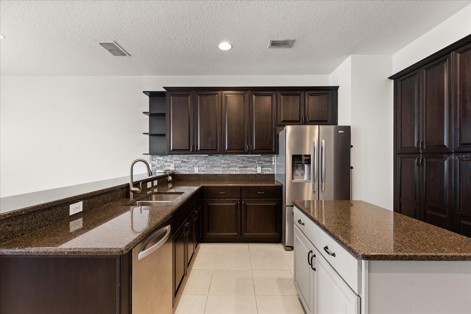 BELLALAGO PH 4P - Residential