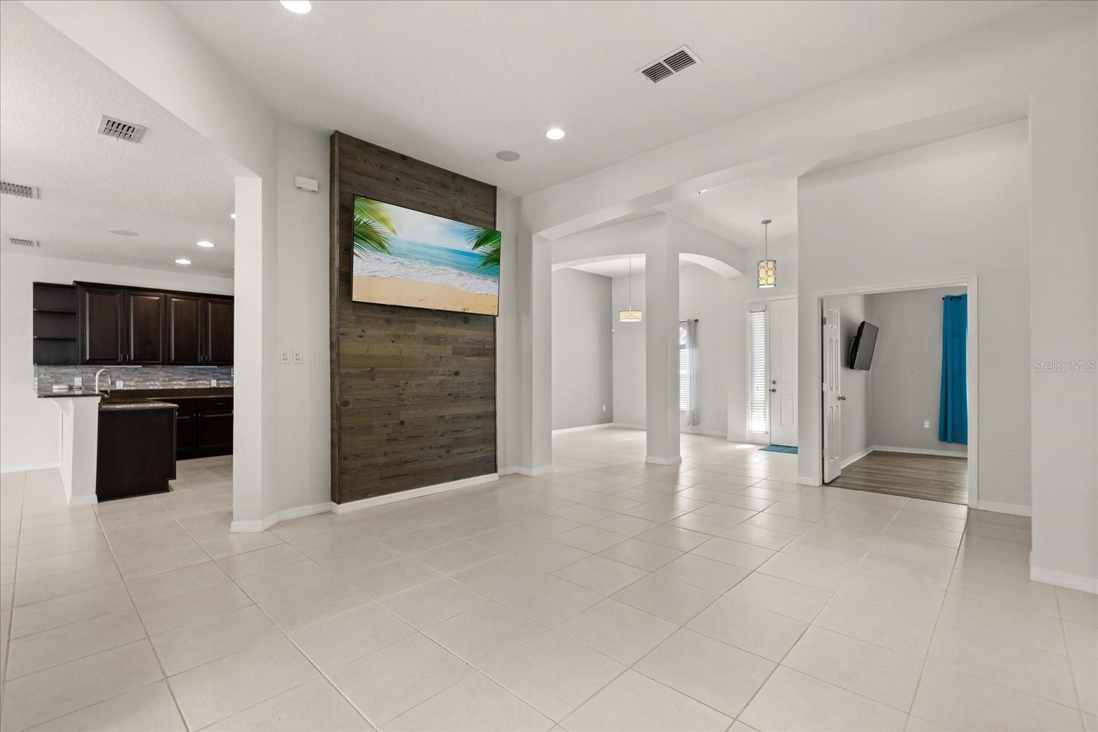 BELLALAGO PH 4P - Residential