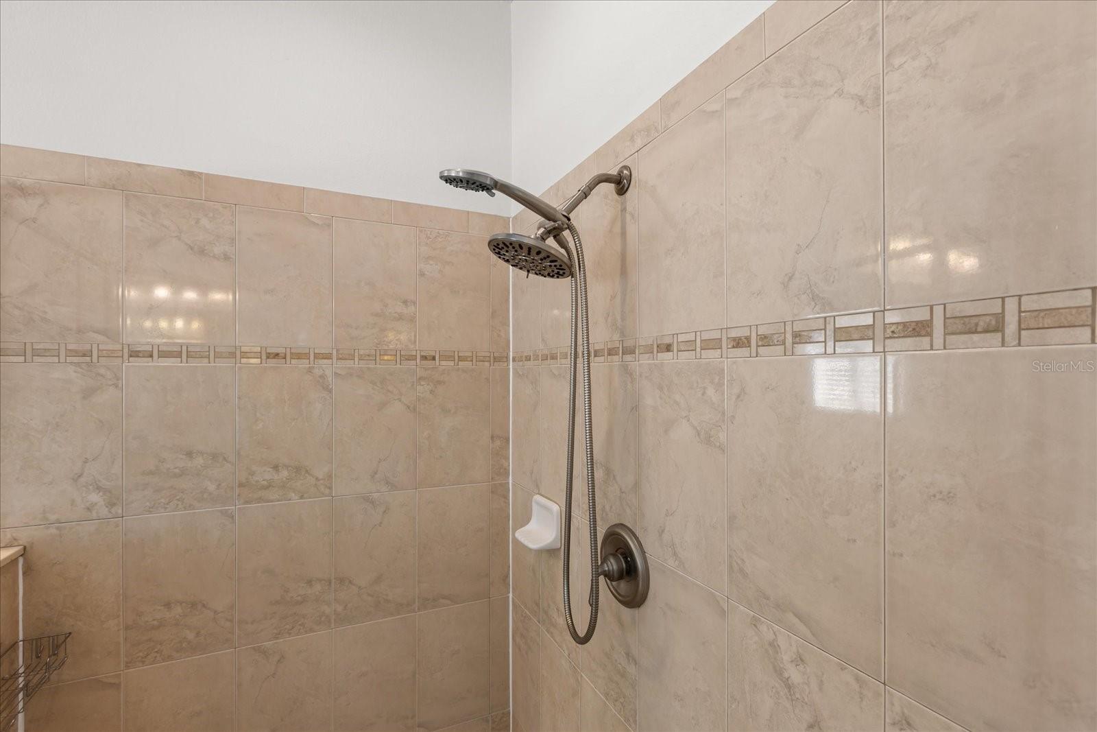 BELLALAGO PH 4P - Residential