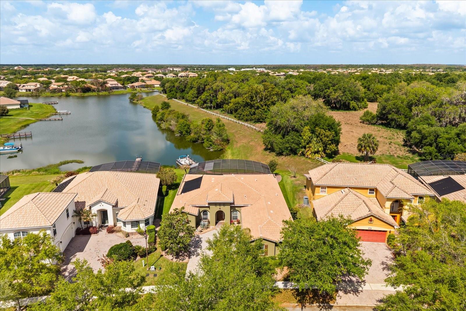 BELLALAGO PH 4P - Residential