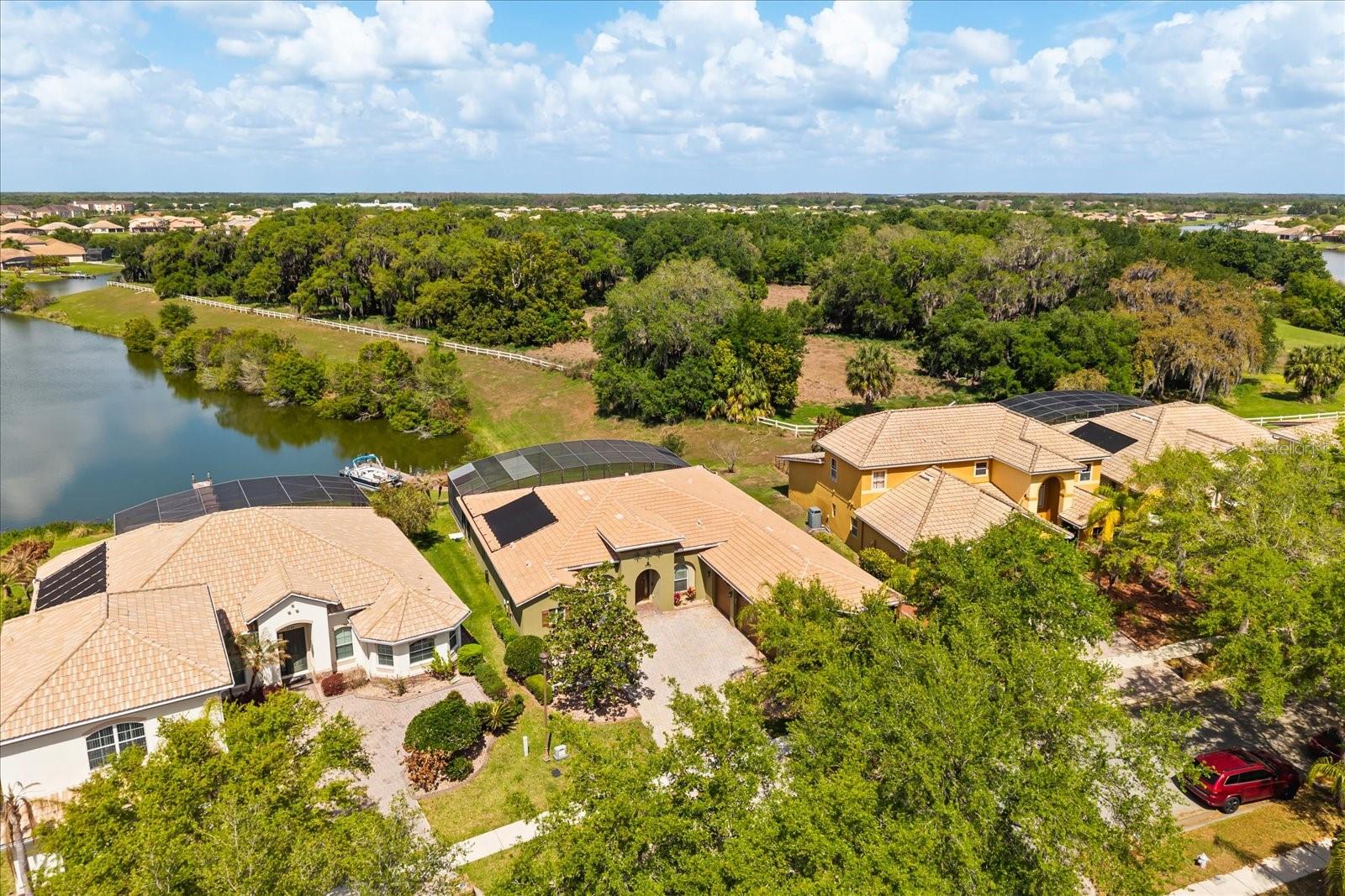 BELLALAGO PH 4P - Residential