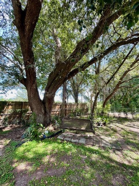 RAINBOW LAKES ESTATE - Residential Lease