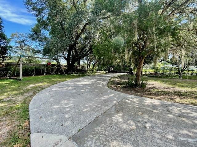 RAINBOW LAKES ESTATE - Residential Lease