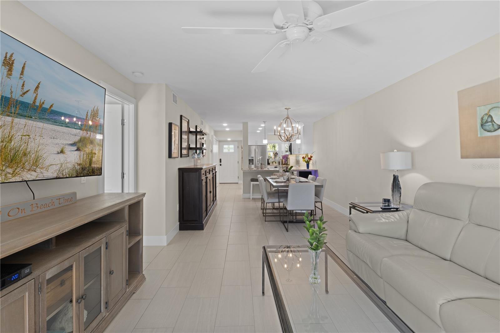 SUN PLAZA WEST - Residential