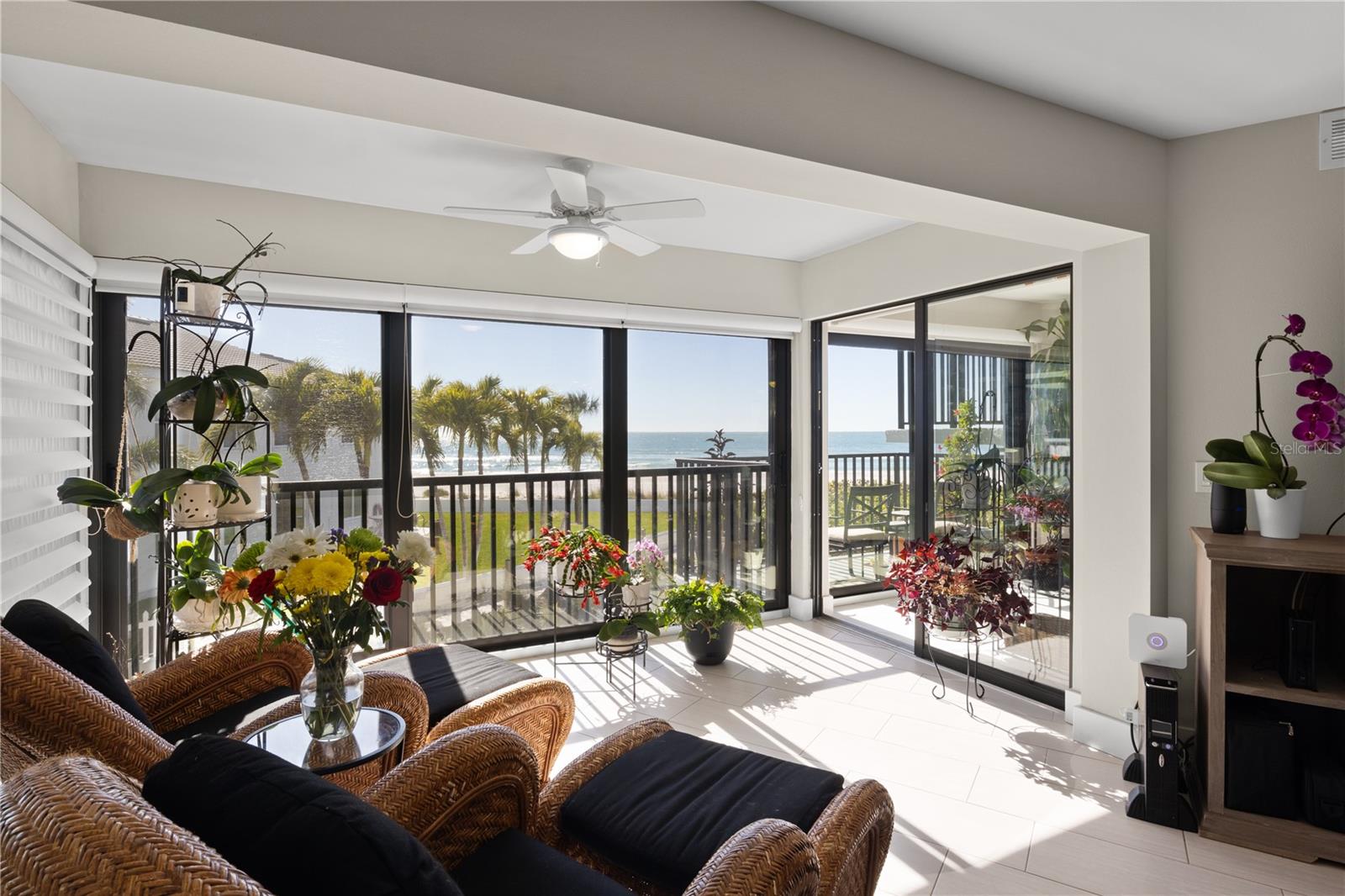 SUN PLAZA WEST - Residential