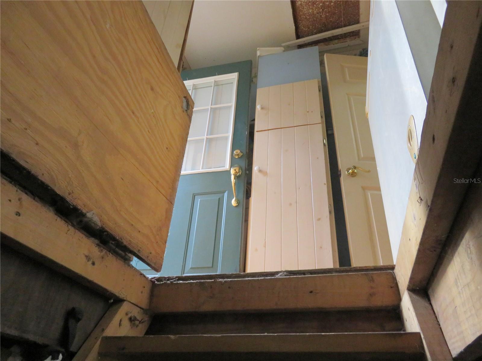 OWEN LAKE - Residential