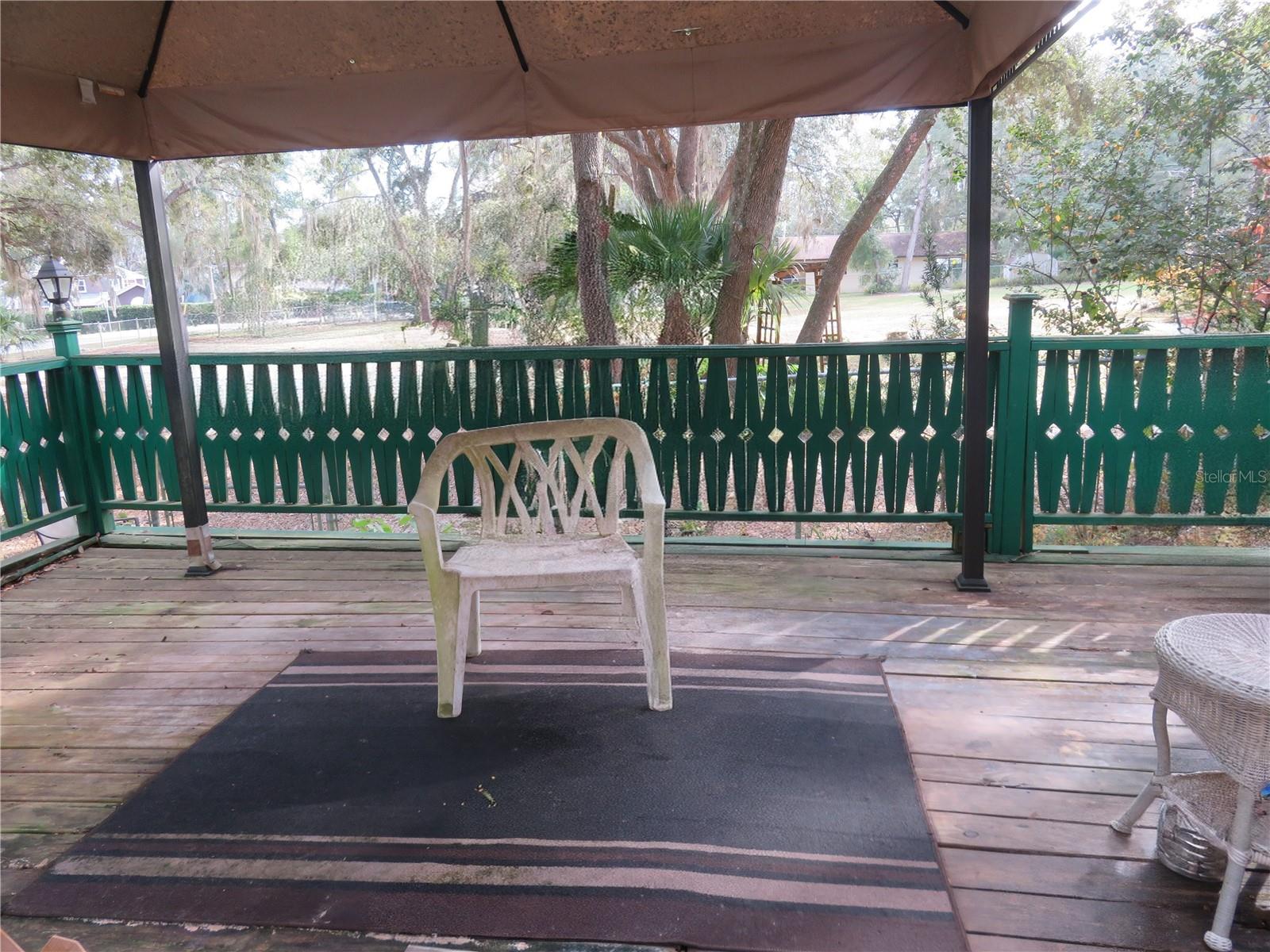 OWEN LAKE - Residential