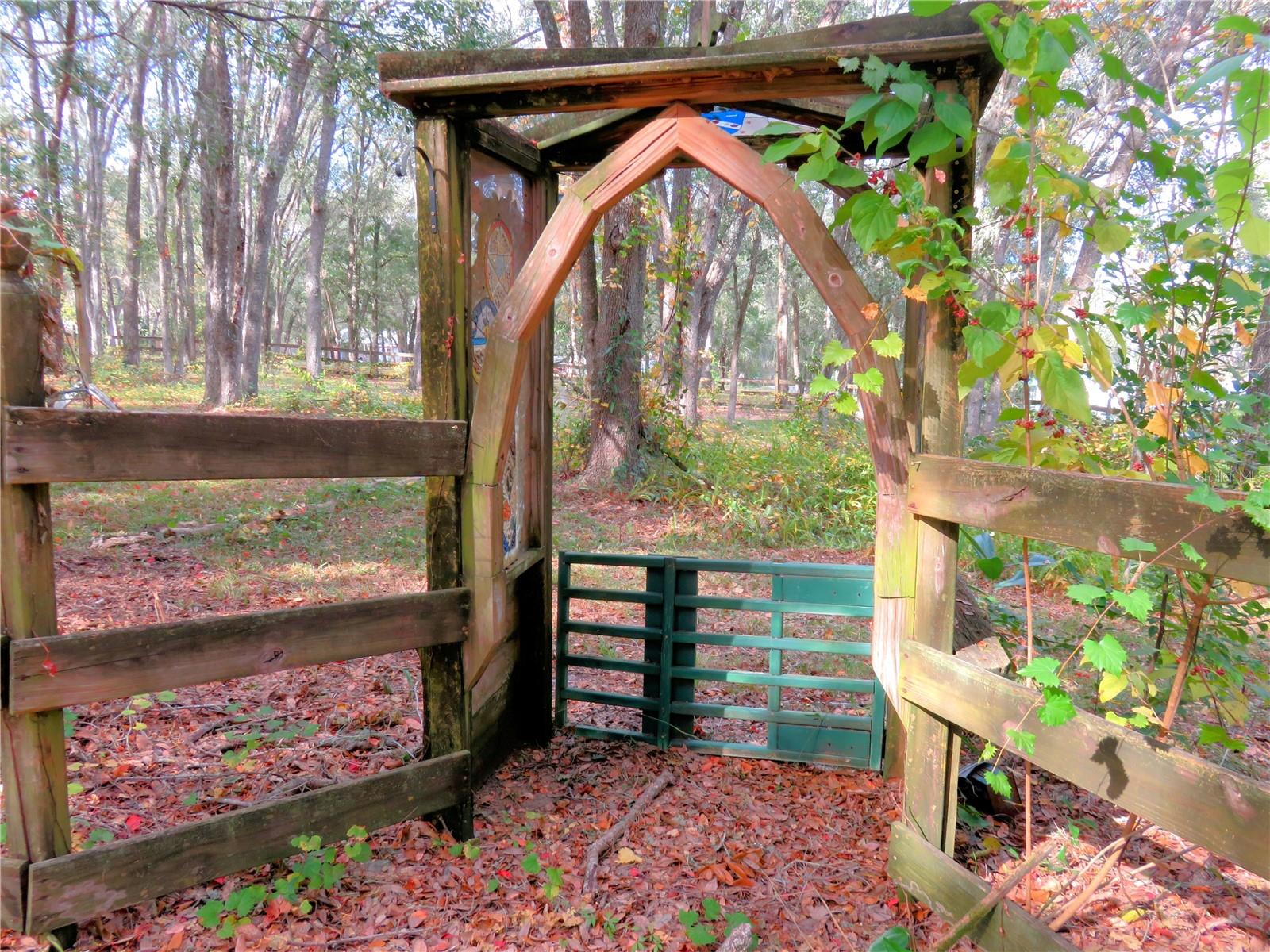 OWEN LAKE - Residential