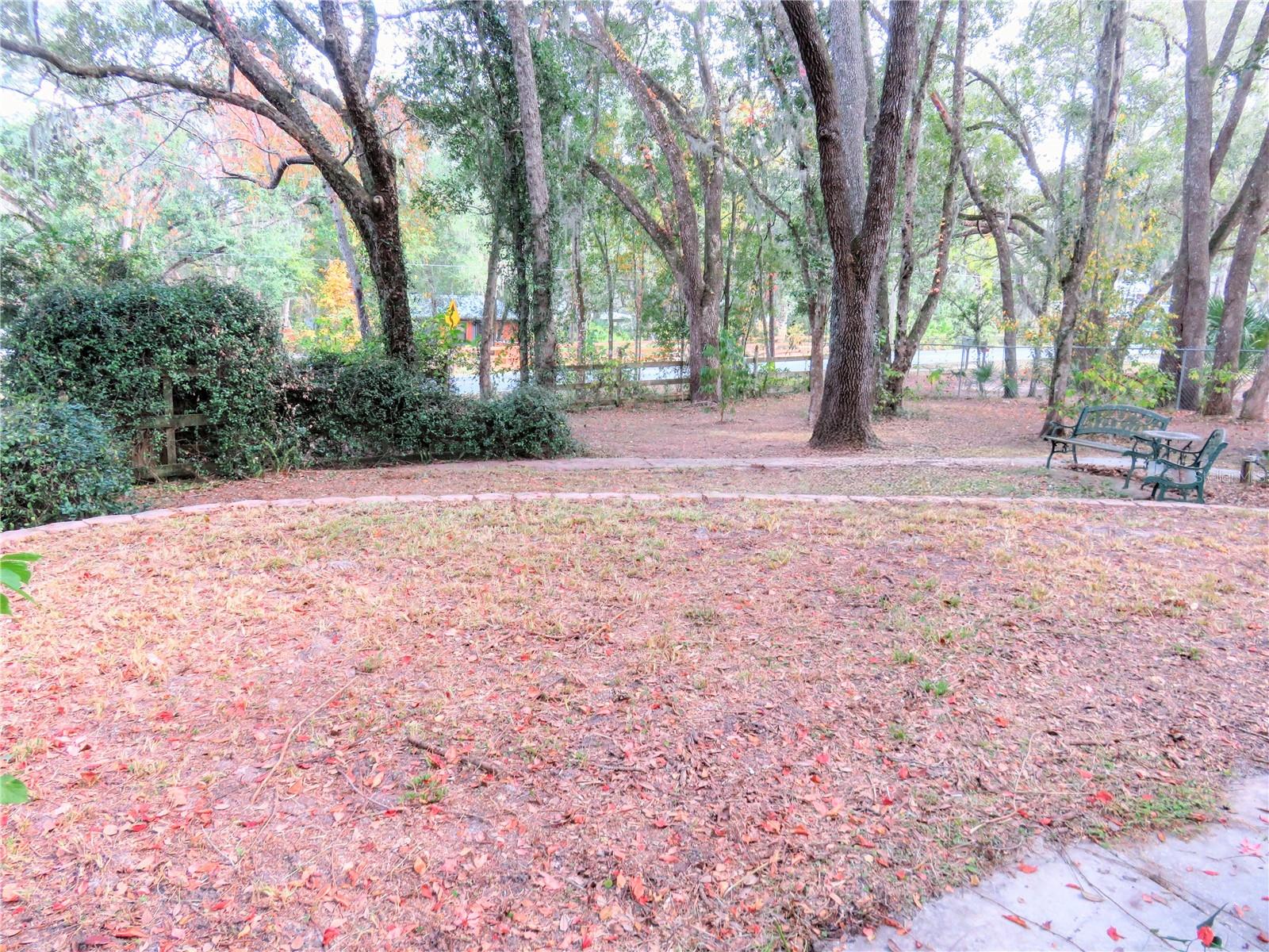 OWEN LAKE - Residential