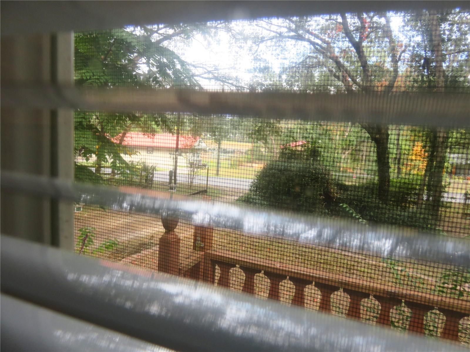 OWEN LAKE - Residential