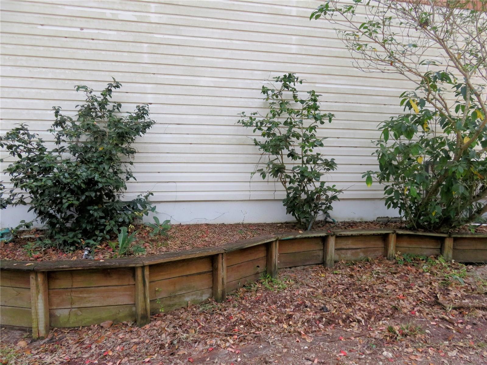 OWEN LAKE - Residential