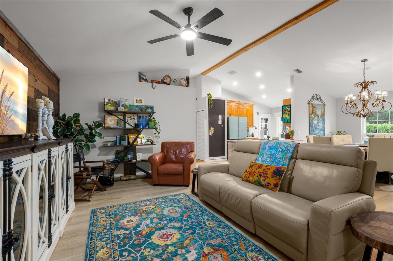 VILLAS OF LAKE ARBOR - Residential