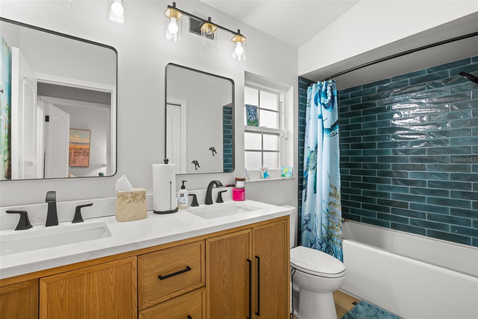 VILLAS OF LAKE ARBOR - Residential