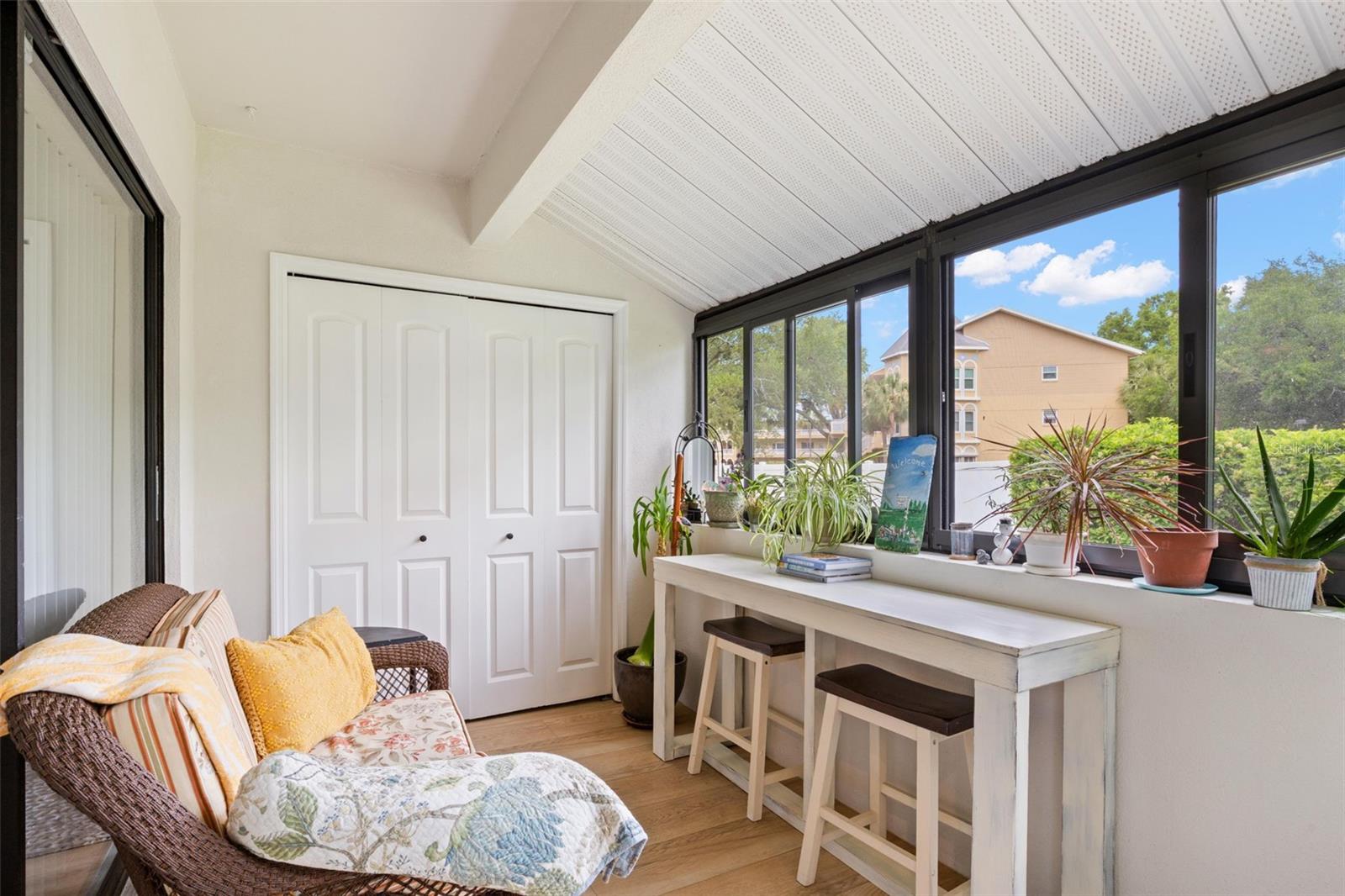 VILLAS OF LAKE ARBOR - Residential