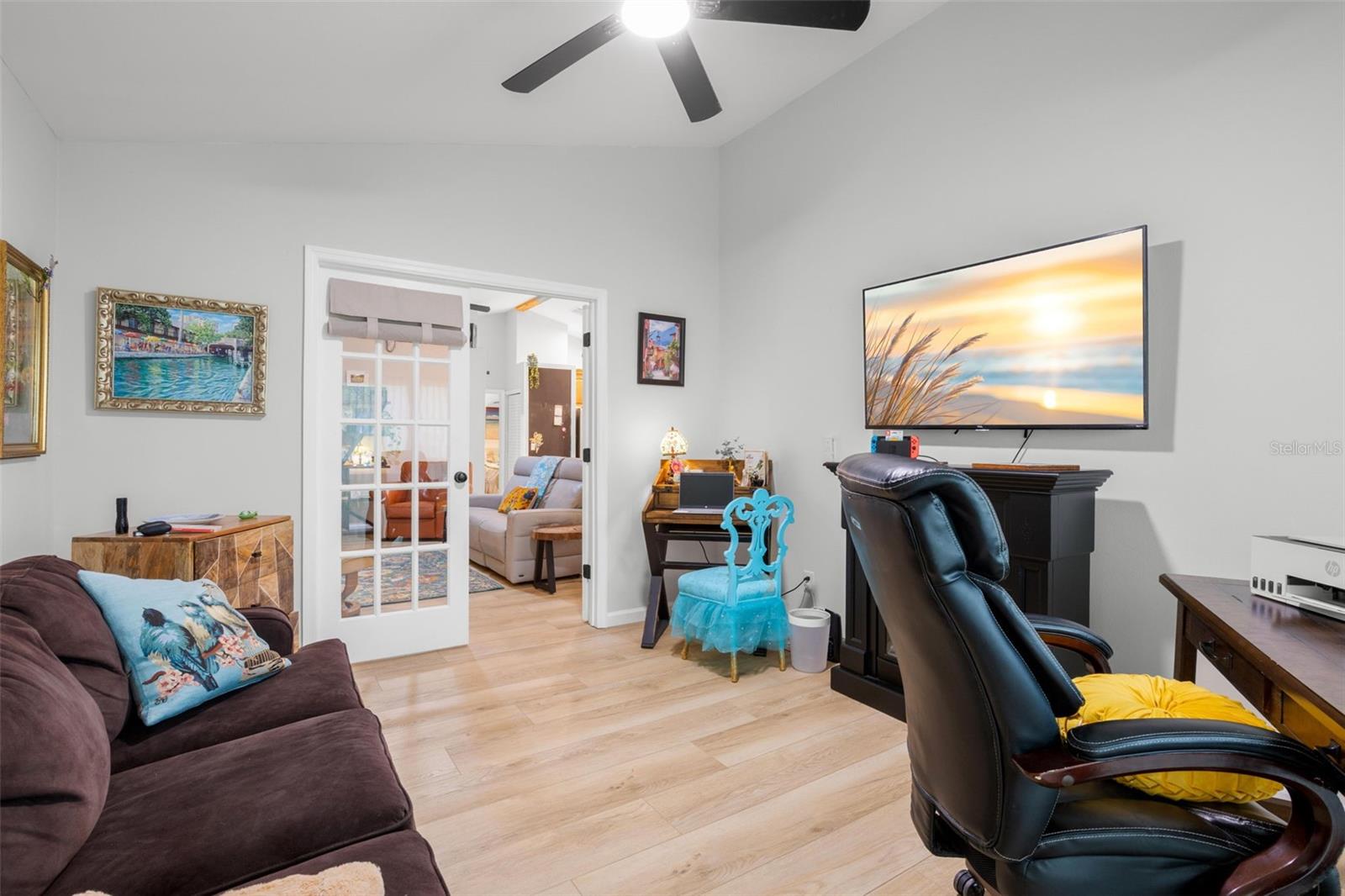 VILLAS OF LAKE ARBOR - Residential