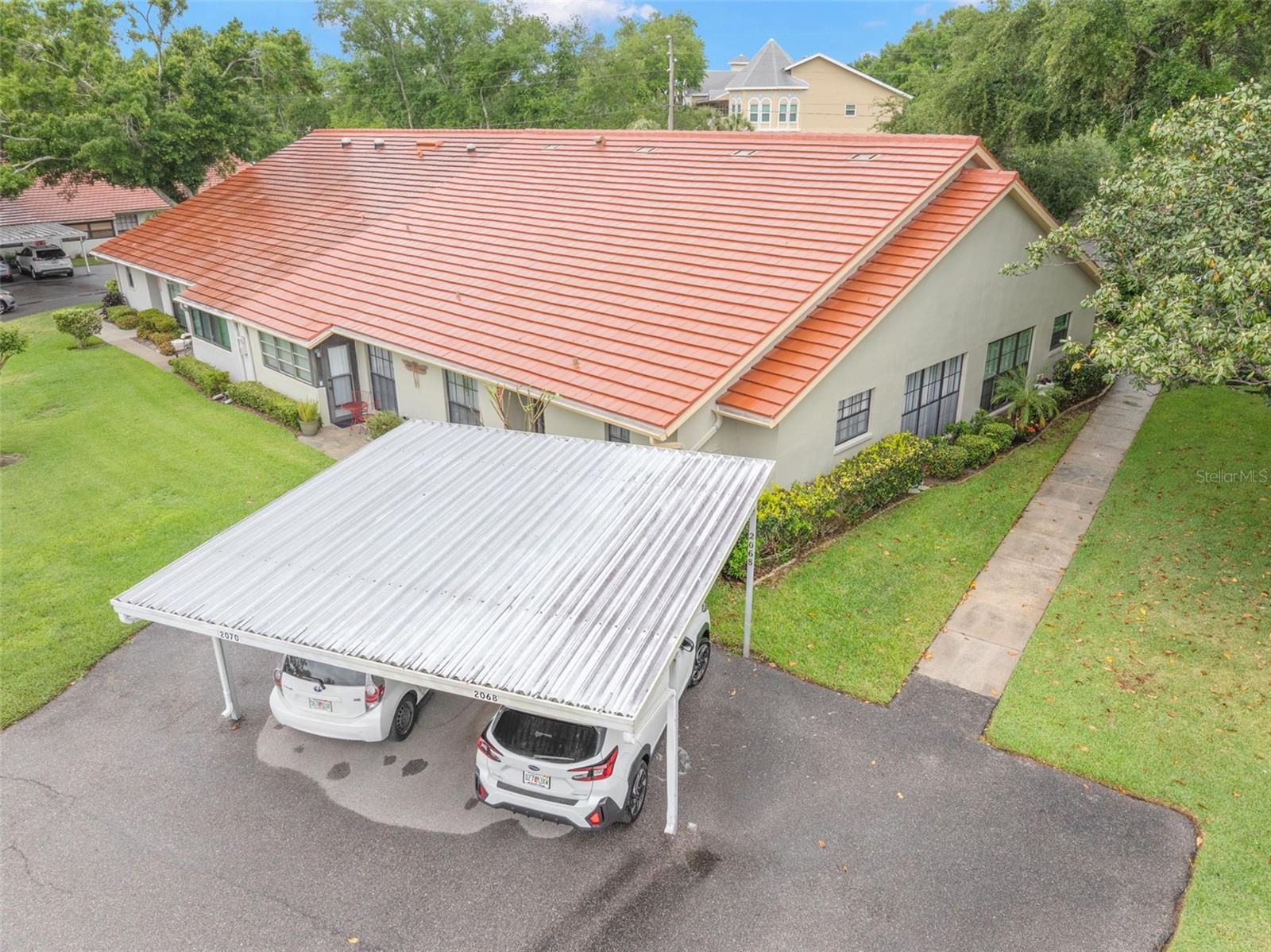 VILLAS OF LAKE ARBOR - Residential