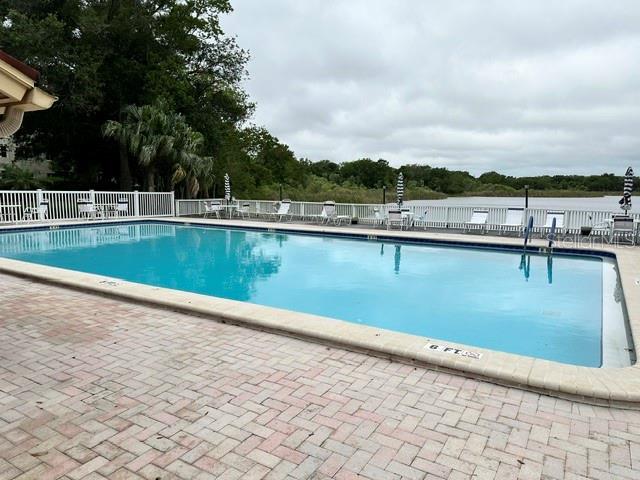 VILLAS OF LAKE ARBOR - Residential