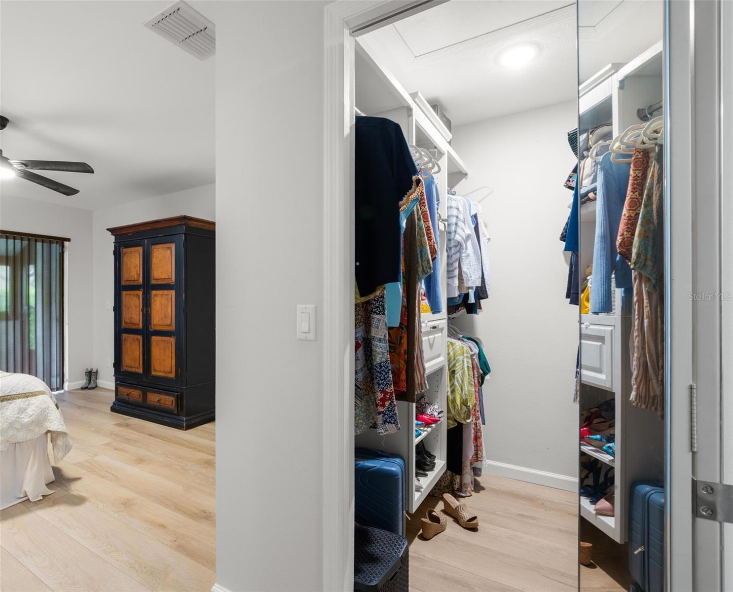 VILLAS OF LAKE ARBOR - Residential