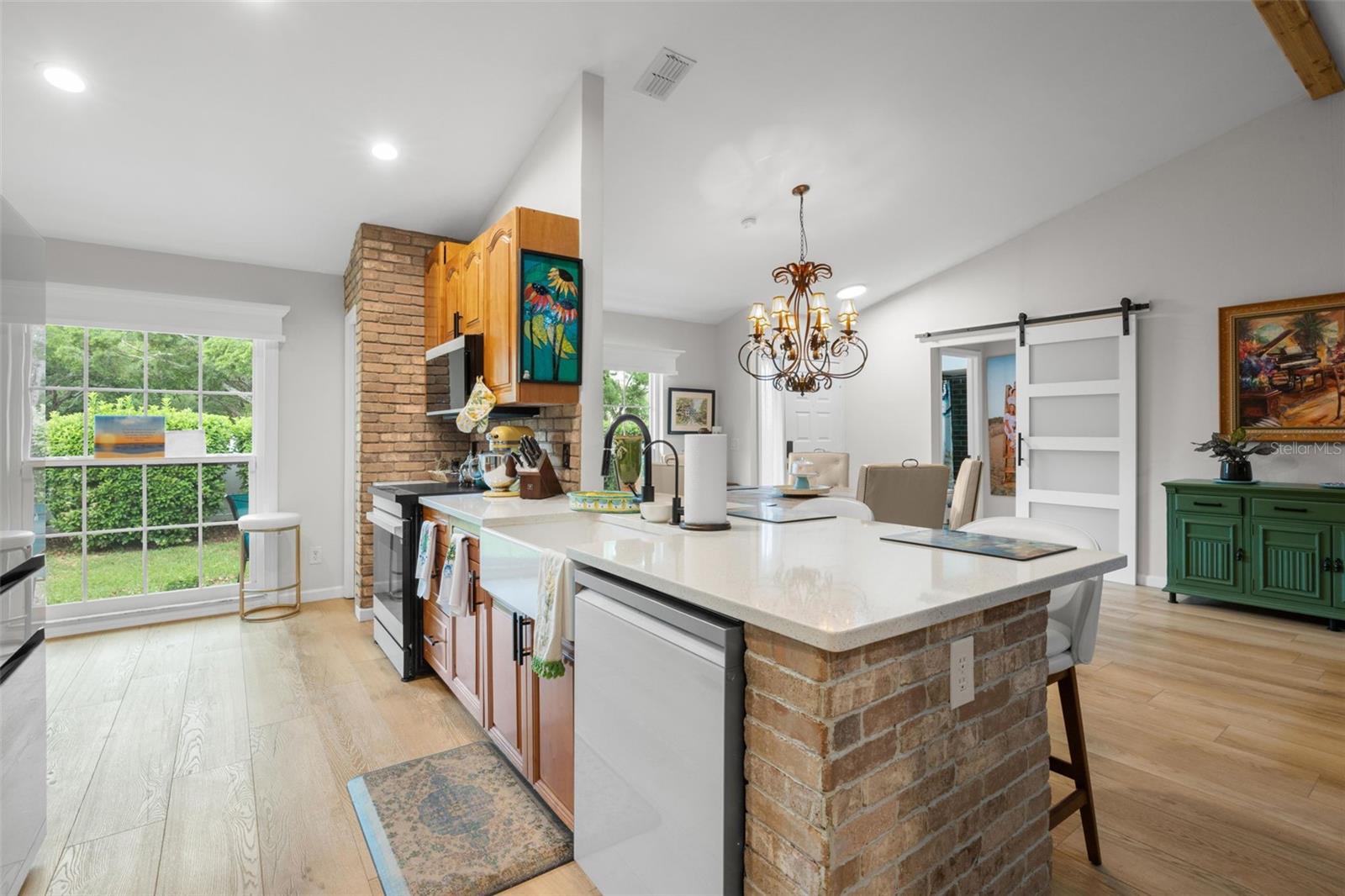 VILLAS OF LAKE ARBOR - Residential