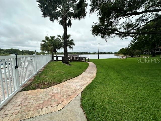 VILLAS OF LAKE ARBOR - Residential