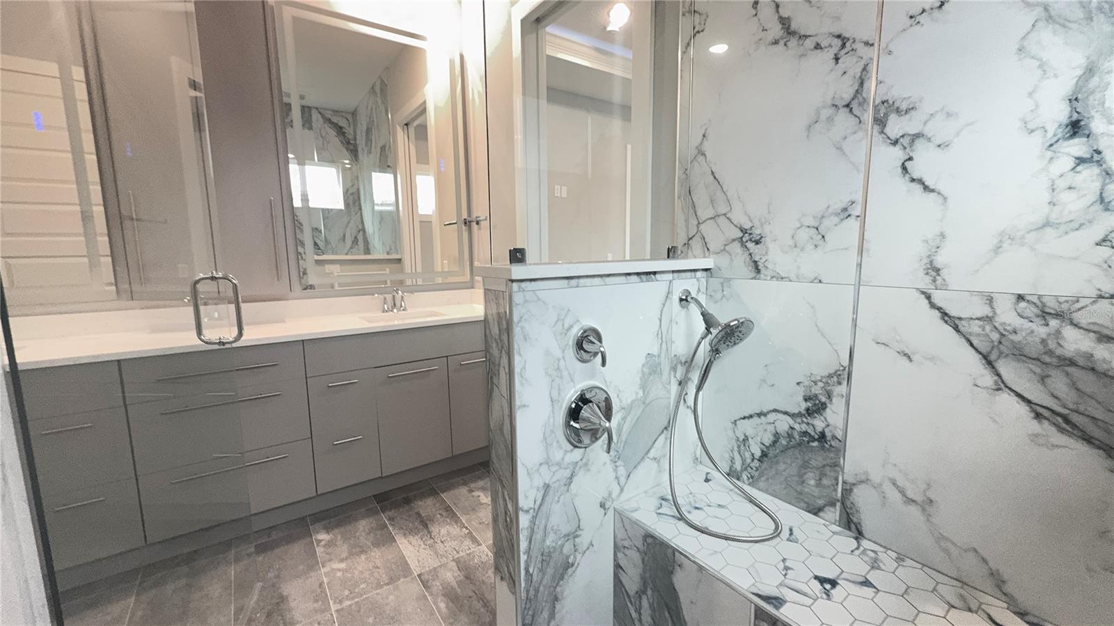 YACHT HARBOR VILLAGE - Residential