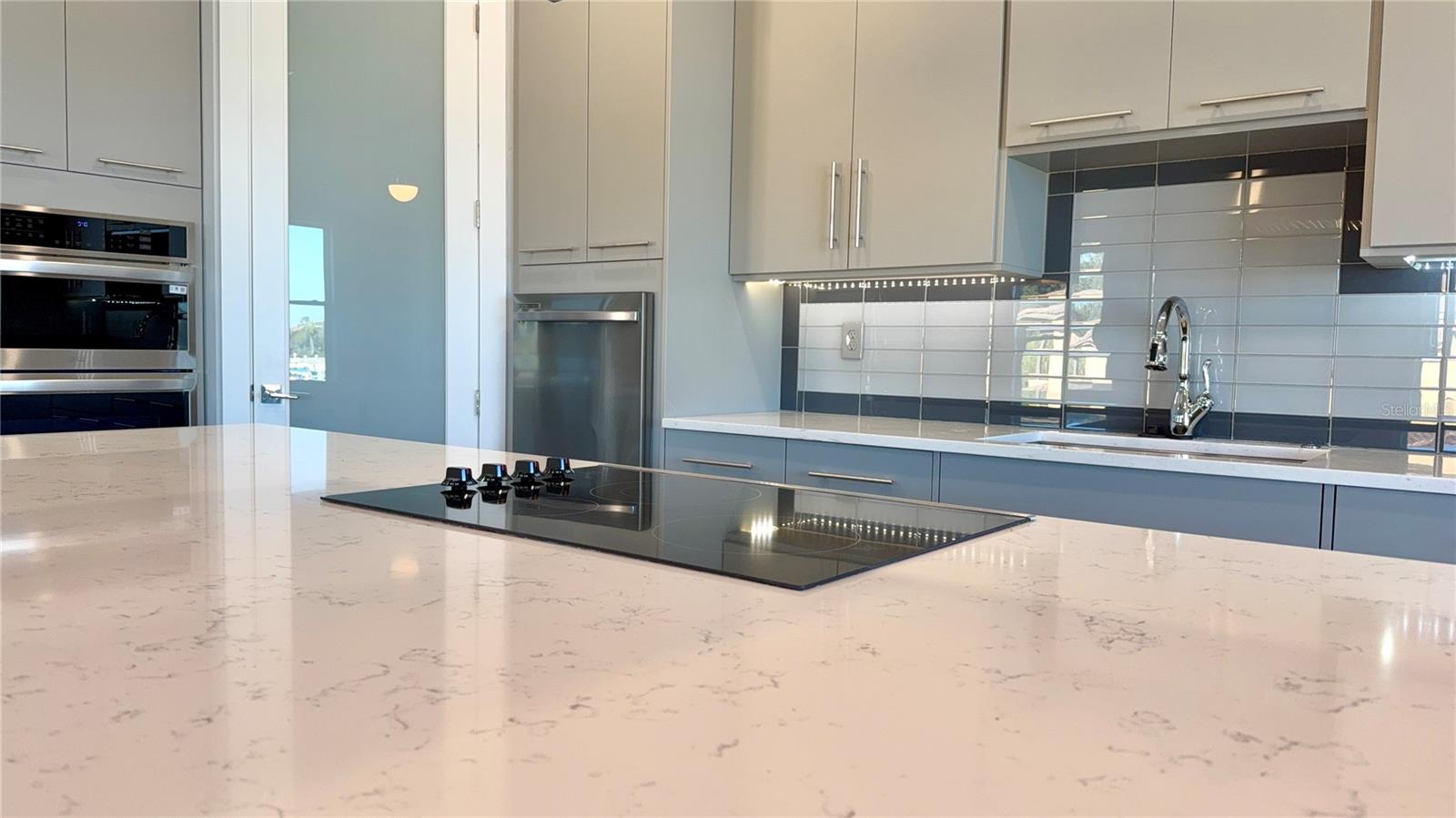 YACHT HARBOR VILLAGE - Residential