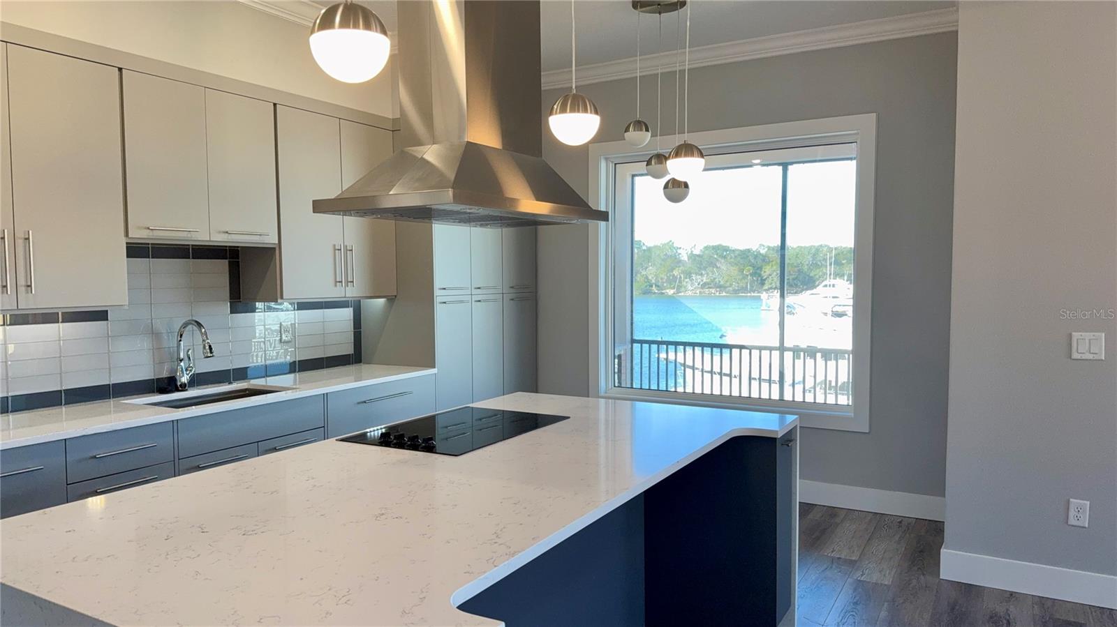 YACHT HARBOR VILLAGE - Residential